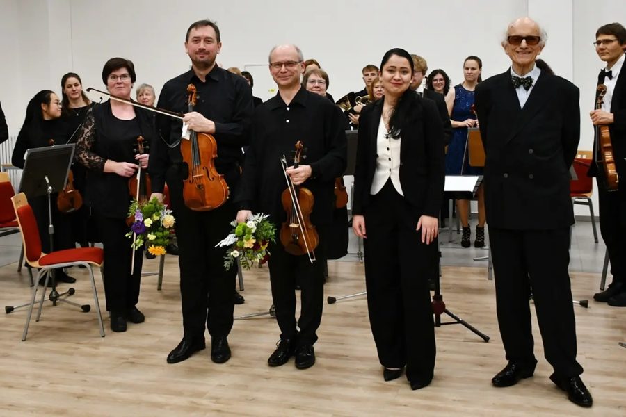 Orchestr se sólisty Martinem Kosem a Vítem Hoškem, podzim 2025